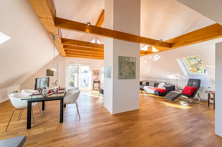 Blick auf den Esstisch