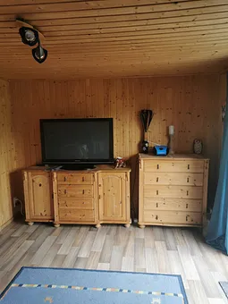 Wohnbereich/ TV und Radio