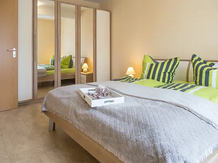 ein separates Schlafzimmer komplettiert den Seestern