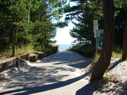 einer von vielen idyllischen Strandaufgängen