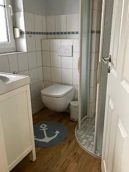 Bad mit Wc und Dusche 