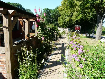 Ansicht der Alleeseite