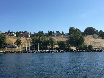 Seeseitiger Blick auf Lohme 