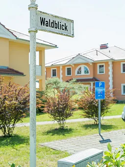 Waldblick - Hauseigener Parkplatz