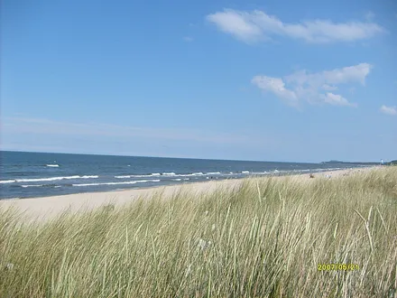 40m breiter, feinsandiger Strand 