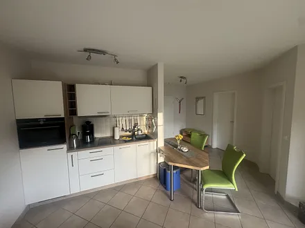 Küche mit Essbereich