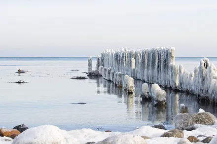 Der Winter überrascht an der Ostsee mit wunderschönen Aussichten