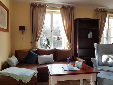 Schlafcouch ggf zum Ausklappen