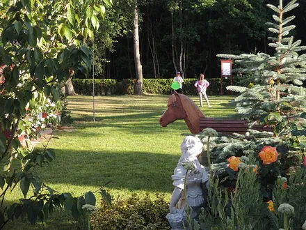 Garten an der Südseite zum Wald hin.