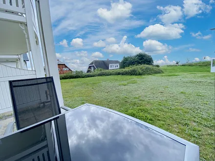 bestuhlte Terrasse in ruhiger Lage