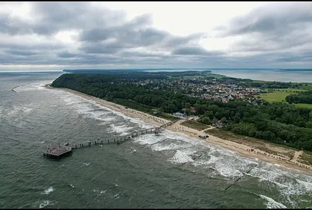 Koserow Strand mit Seebrücke 