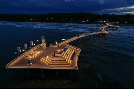 Die neue Seebrücke mit Beleuchtung 