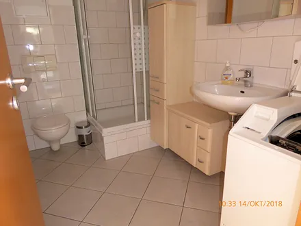 Bad mit Waschmaschine