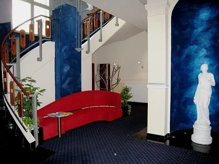 Halle im Erdgeschoß