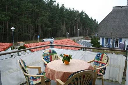 Balkon mit Waldblick