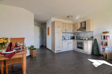 Der Ess.-und Küchenbereich ist großzügig und komfortabel ausgestattet.