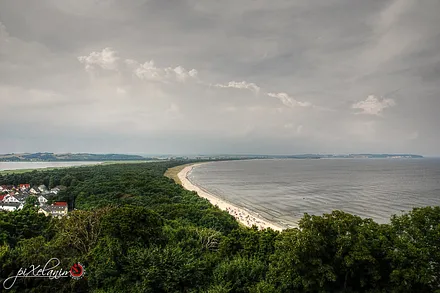 Blick vom Lotsenturm zum langen Sandstrand