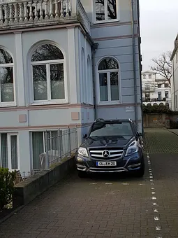 Parkplatz am Haus