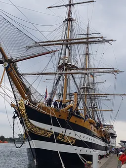 ... und immer wieder Schiffe gucken