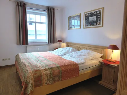 Gr. Schlafzimmer mit DB 180 x 200 Ansicht 1