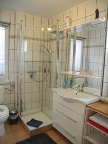 Bad mit Dusche