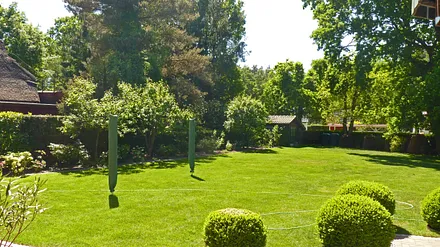Haus am Wald - Blick in den weitläufigen Garten