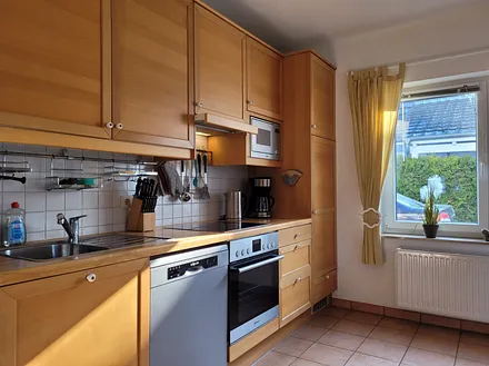 Wohnküche Geschirrspüler Mikrowelle Backofen Ceranfeld uvm.