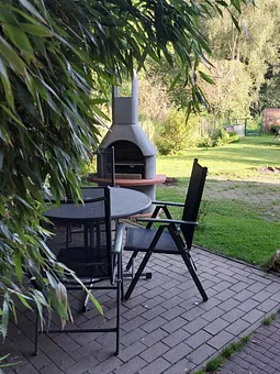 Sitzfläche vor der Ferienwohnung