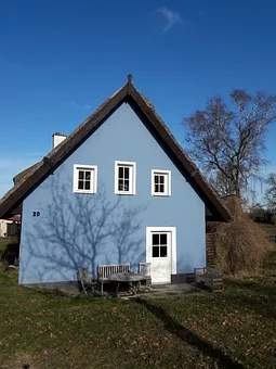 Terrasse mit Morgen- und Mittagssonne