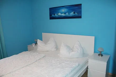 Schlafzimmer Sunny 2