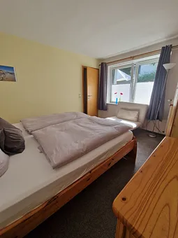 Schlafzimmer Ansicht 1
