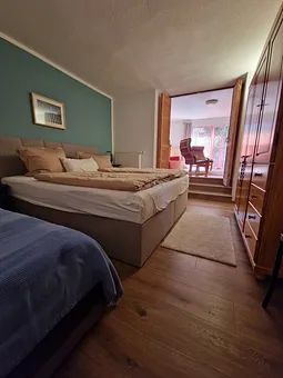 Schlafzimmer Ansicht 1