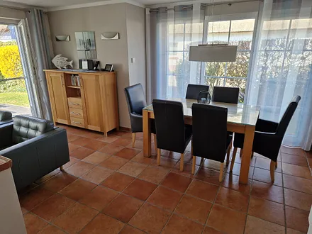 Blick ins Wohnzimmer