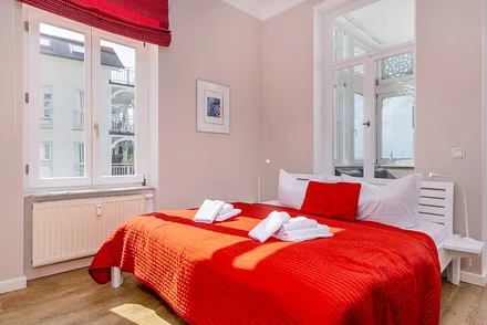 WLAn ist in der Fewo kostenfrei verfügbar.