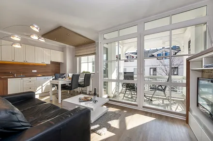 Herzlich willkommen im Haus Granitz! Hier der Blick zum möblierten Südbalkon.