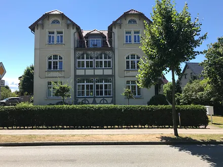 Villa Glückauf, Wohnung 1 im Hochpaterre