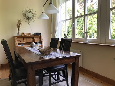 der großzügige Wohnbereich von 27 m²