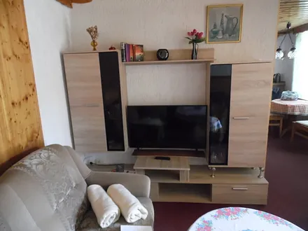 kombinierter Wohn und Schlafraum