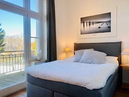  Schlafzimmer mit West-Balkon auf dem Sie den Sonnenuntergang genießen können!