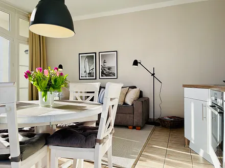 Sonnendurchfluteter Wohn- & Essbereich