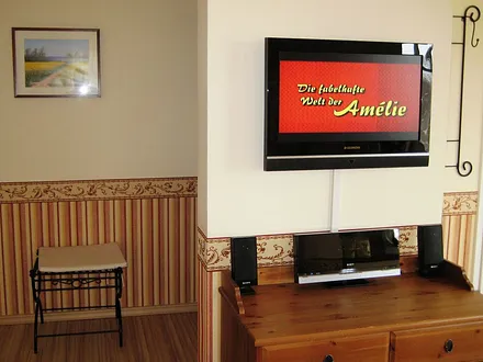 42 Zoll Flat TV mit DVD - Villa Amelie - Binz auf Rügen
