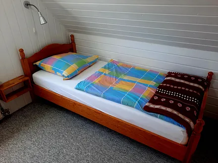 Schlafzimmer 2 mit Einzelbetten
