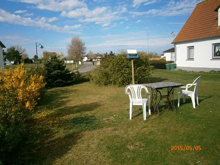 Blick ins Dorf vom Eingang