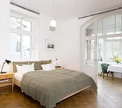 Das 1 Zi.-Appartement D102 Typ D302 hat einen abgetrennten Wintergarten (wie halbes Zimmer).