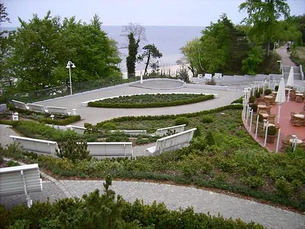  Ostsee-Terrassen im Anschluss an unseren Garten