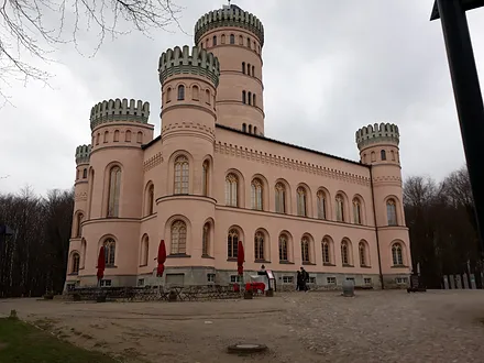 Schloß Granitz, gut zu Fuß zu erreichen.