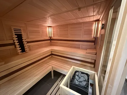 neue Sauna von innen