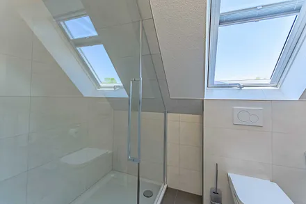 Badezimmer mit Dusche