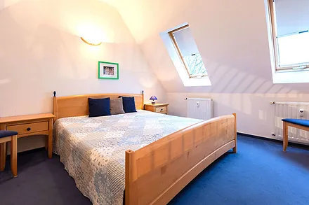 Zweites Schlafzimmer mit Doppelbett