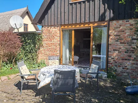vom Wohnzimmer direkt auf die Terrasse